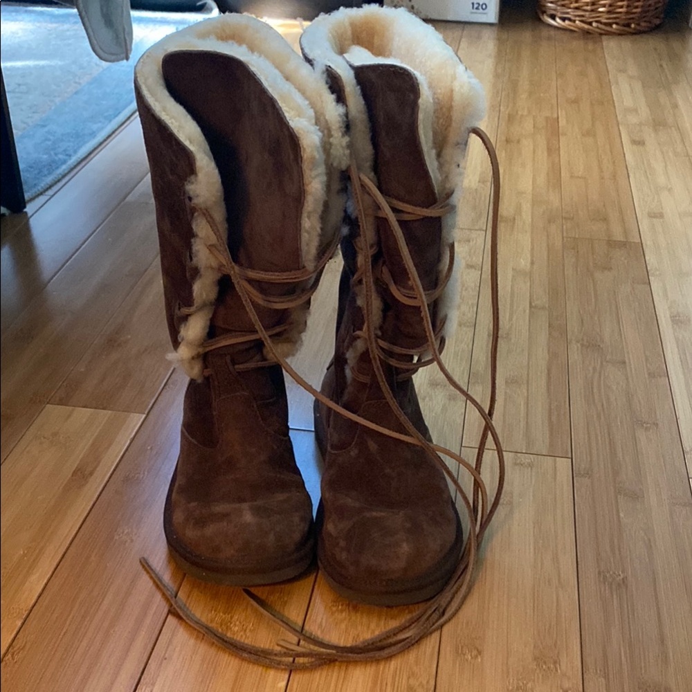 UGG Brown Shearling-Lined Winter Boots